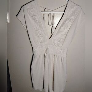 Zara Cream White Embroidered Floral Lace V-neck Sleeveless Romper Jumpsuit Small